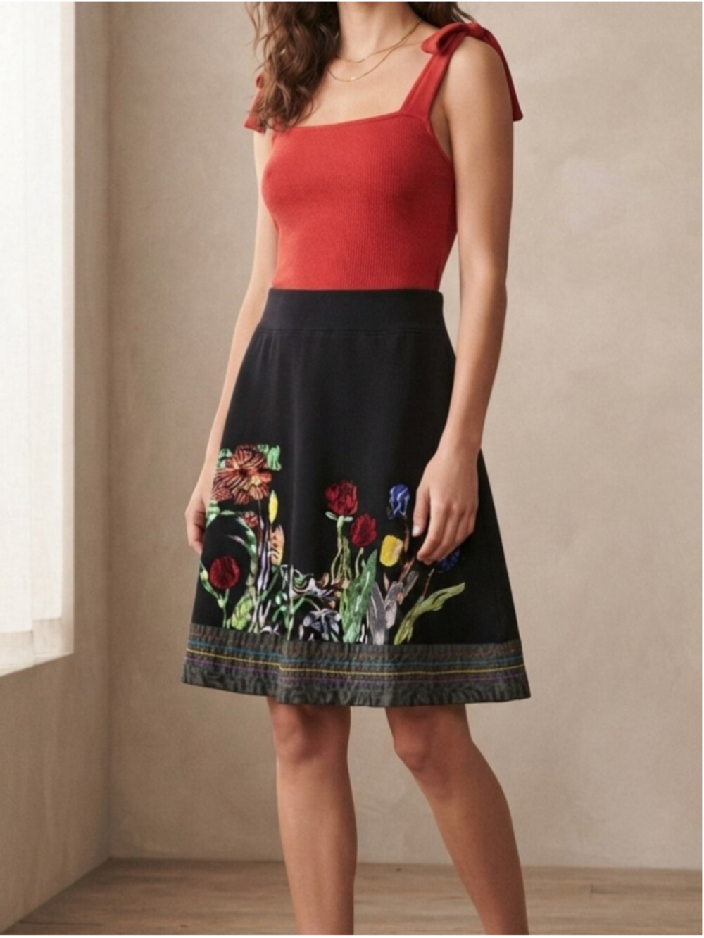 Desigual Embroidered Floral Black Skirt Stretchy Artsy Eclectic Statement Sz S